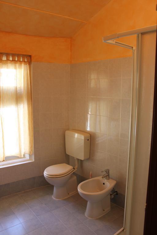 Santa Toscana Guest House Βερόνα Δωμάτιο φωτογραφία